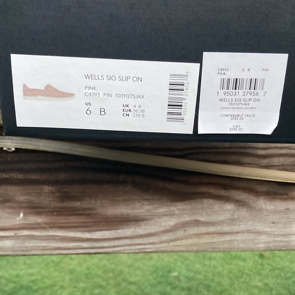 Coach Wells slip ons. Pink. - Picture 8 of 8